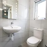 아파트 Modernised Floor With Back Balcony - Close To Balluta & Exiles