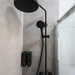 Modernised Floor With Back Balcony - Close To Balluta & Exiles 아파트
