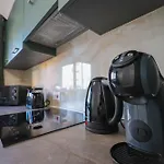 Modernised Floor With Back Balcony - Close To Balluta & Exiles 슬리에마